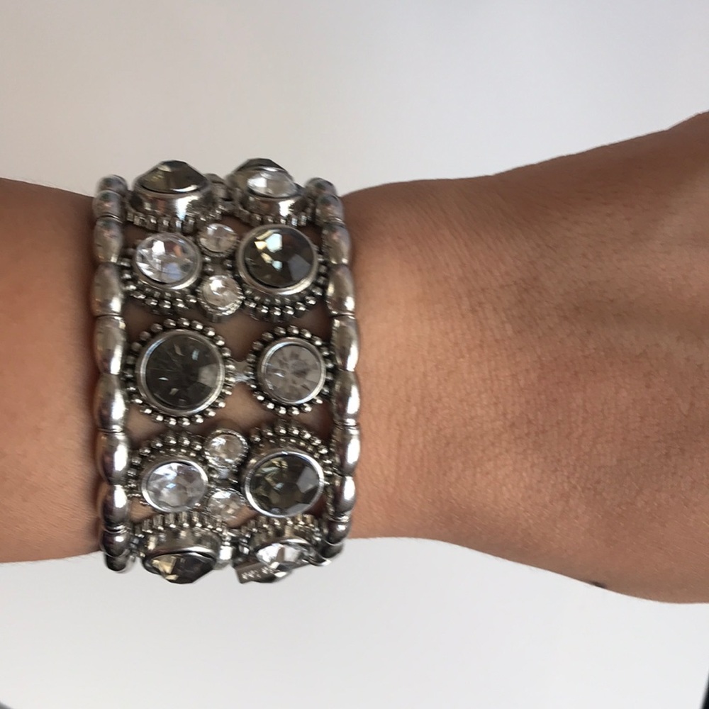 Cookie Lee Genuine Crystal Stretch Bracelet